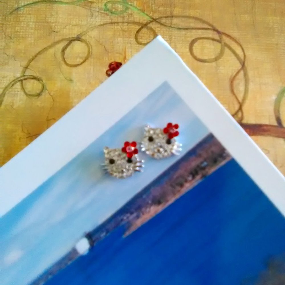 Hello Kitty Earrings